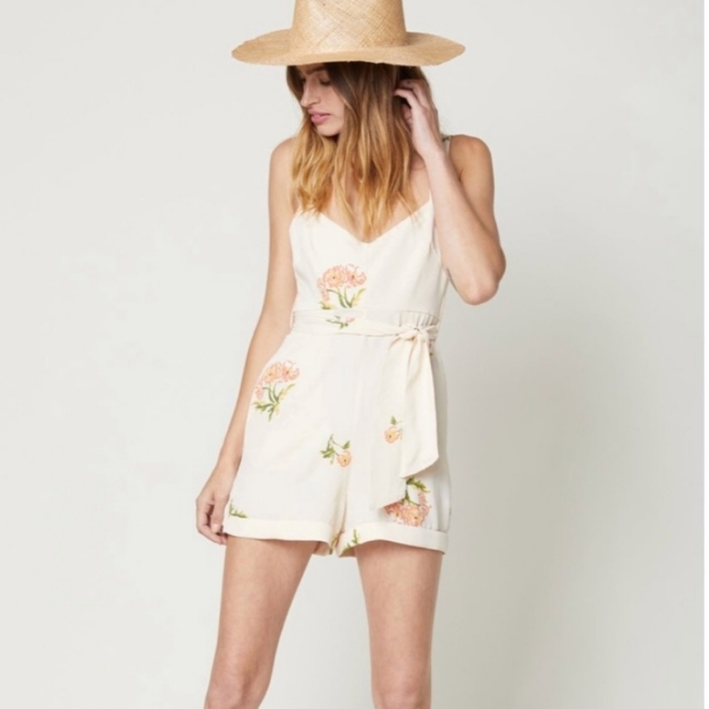 Beautiful flynn skye black floral shorts romper